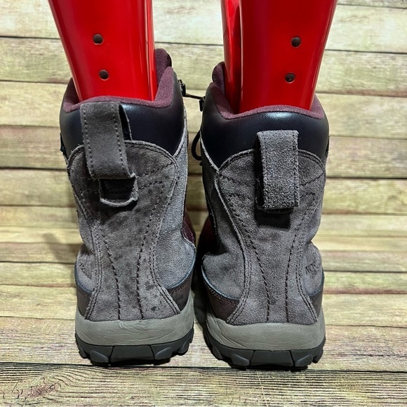 The North Face Chilkat Mid Hiking Boots main image 9